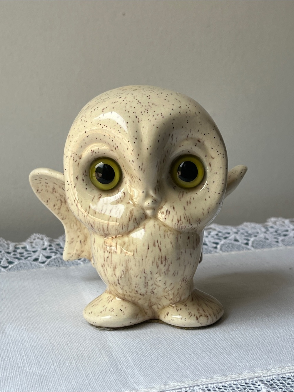 Vintage 1970s Canadiana Pottery Big Eye Baby Owl Figurine "The Collectables" MCM